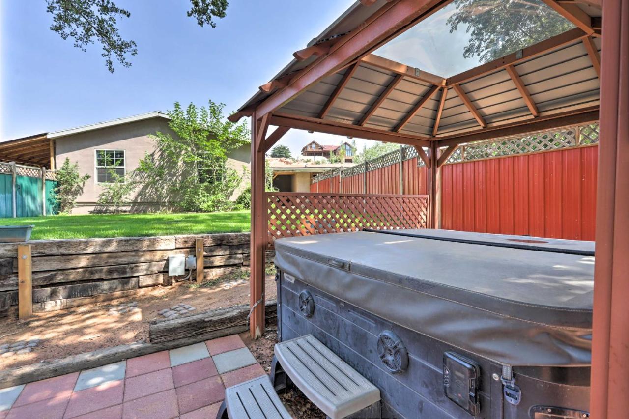 Rustic Retreat Moab Townhome With Grill And Fire Pit المظهر الخارجي الصورة